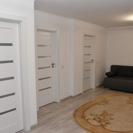 Toporasi Apartament Apartment Крайова Екстериор снимка