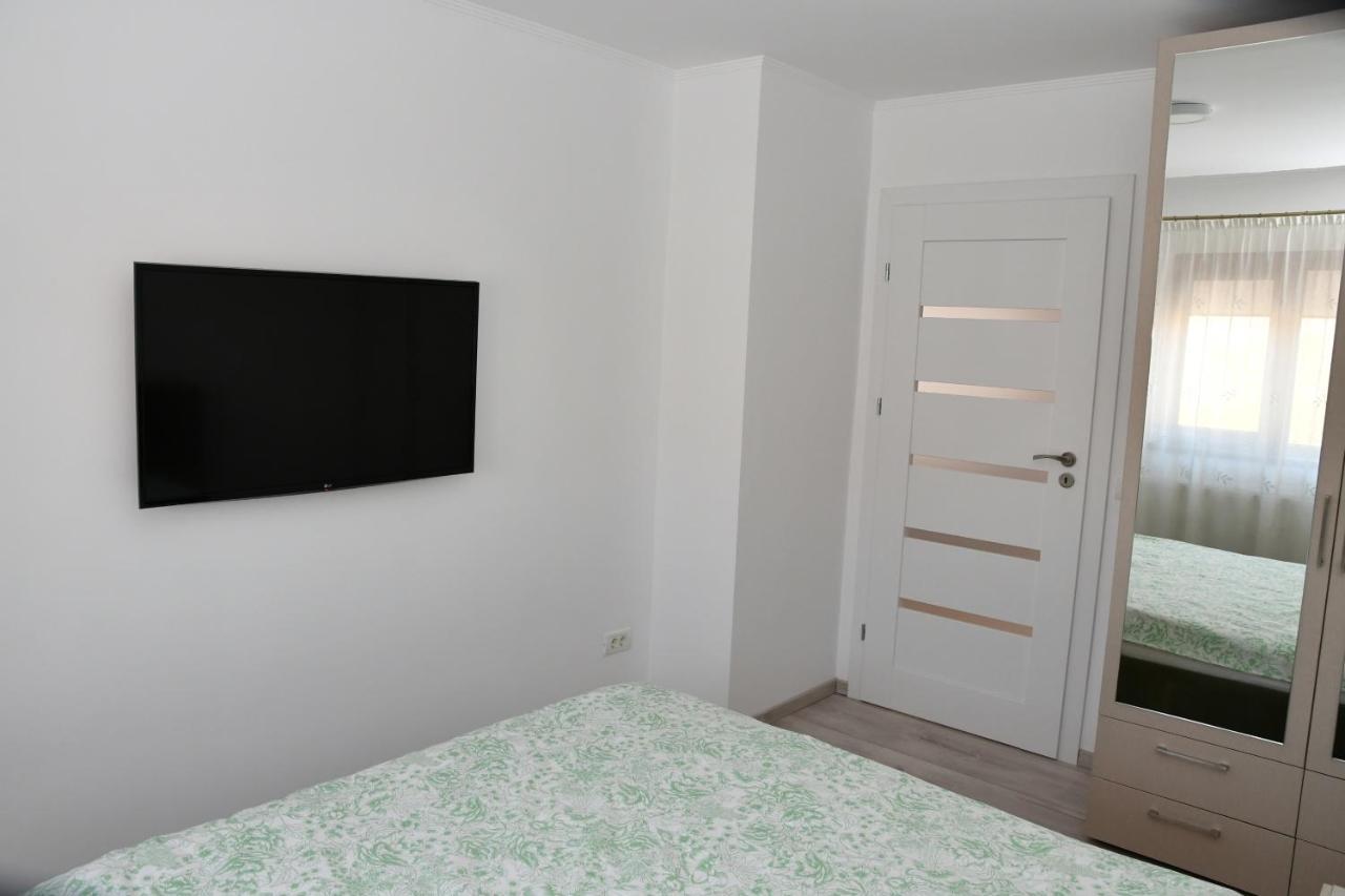 Toporasi Apartament Apartment Крайова Екстериор снимка