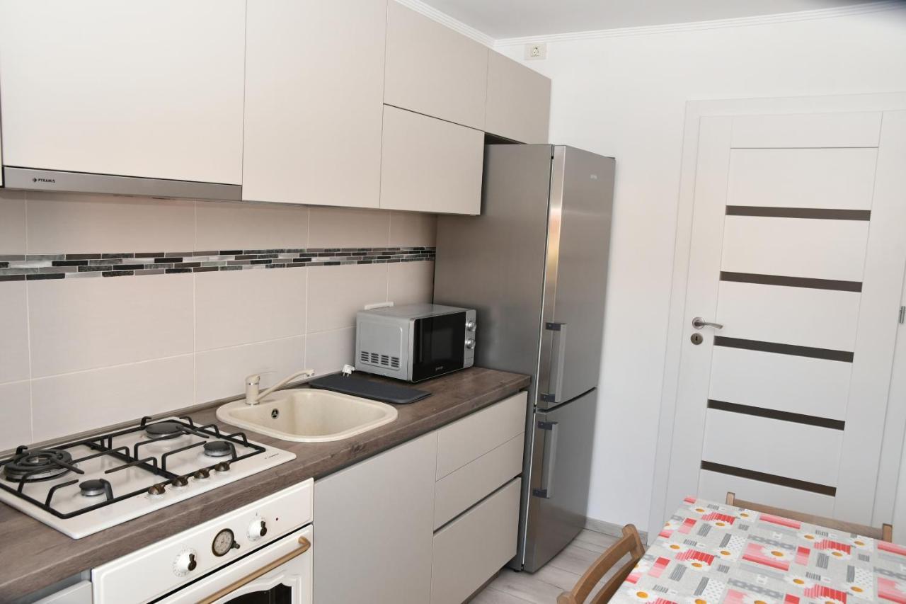 Toporasi Apartament Apartment Крайова Екстериор снимка